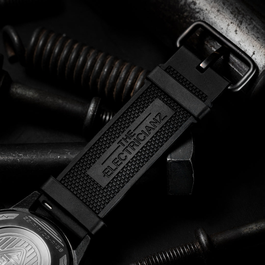 The Carbon Z Night Light Quartz Men's Watch - ZZ-A1A/03-CRD