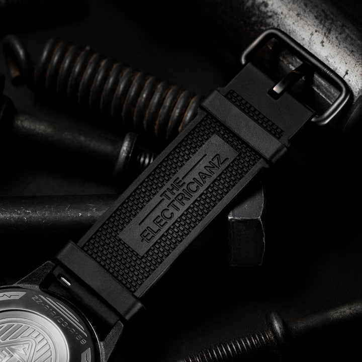 The Carbon Z Night Light Quartz Men's Watch - ZZ-A1A/03-CRD